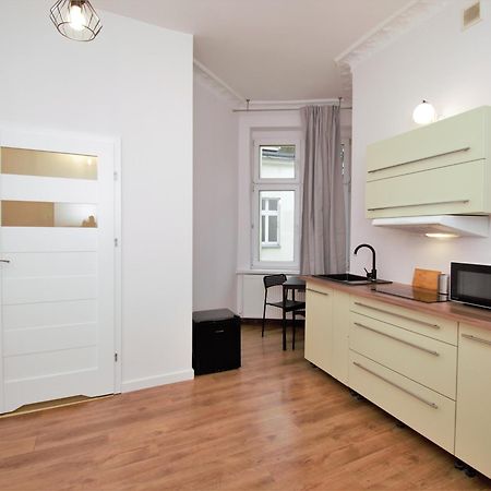 Roomspoznan Pl - Apartamenty I Pokoje Polwiejska 20 - 24H Self Check-In מראה חיצוני תמונה