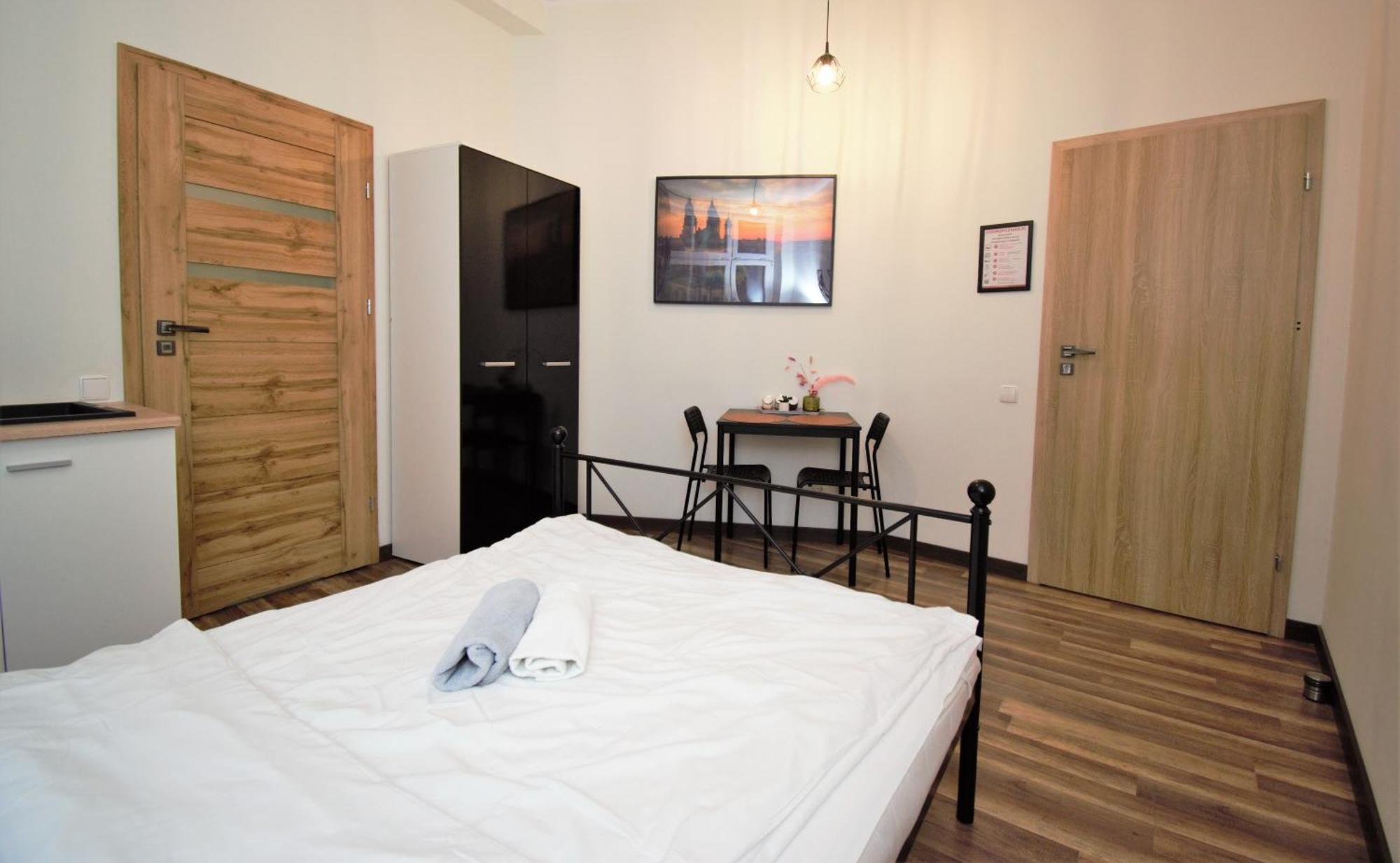 Roomspoznan Pl - Apartamenty I Pokoje Polwiejska 20 - 24H Self Check-In מראה חיצוני תמונה