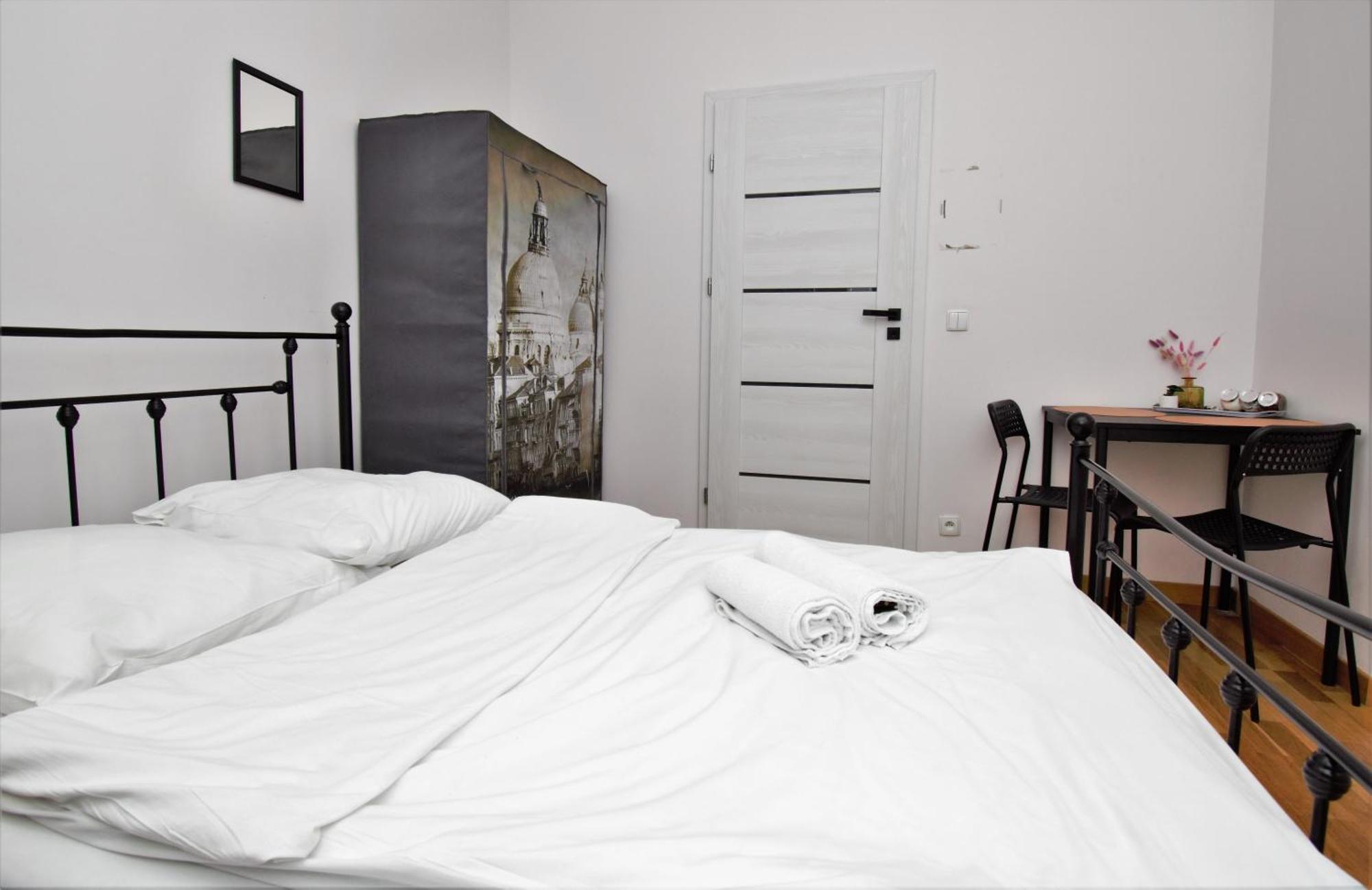 Roomspoznan Pl - Apartamenty I Pokoje Polwiejska 20 - 24H Self Check-In מראה חיצוני תמונה
