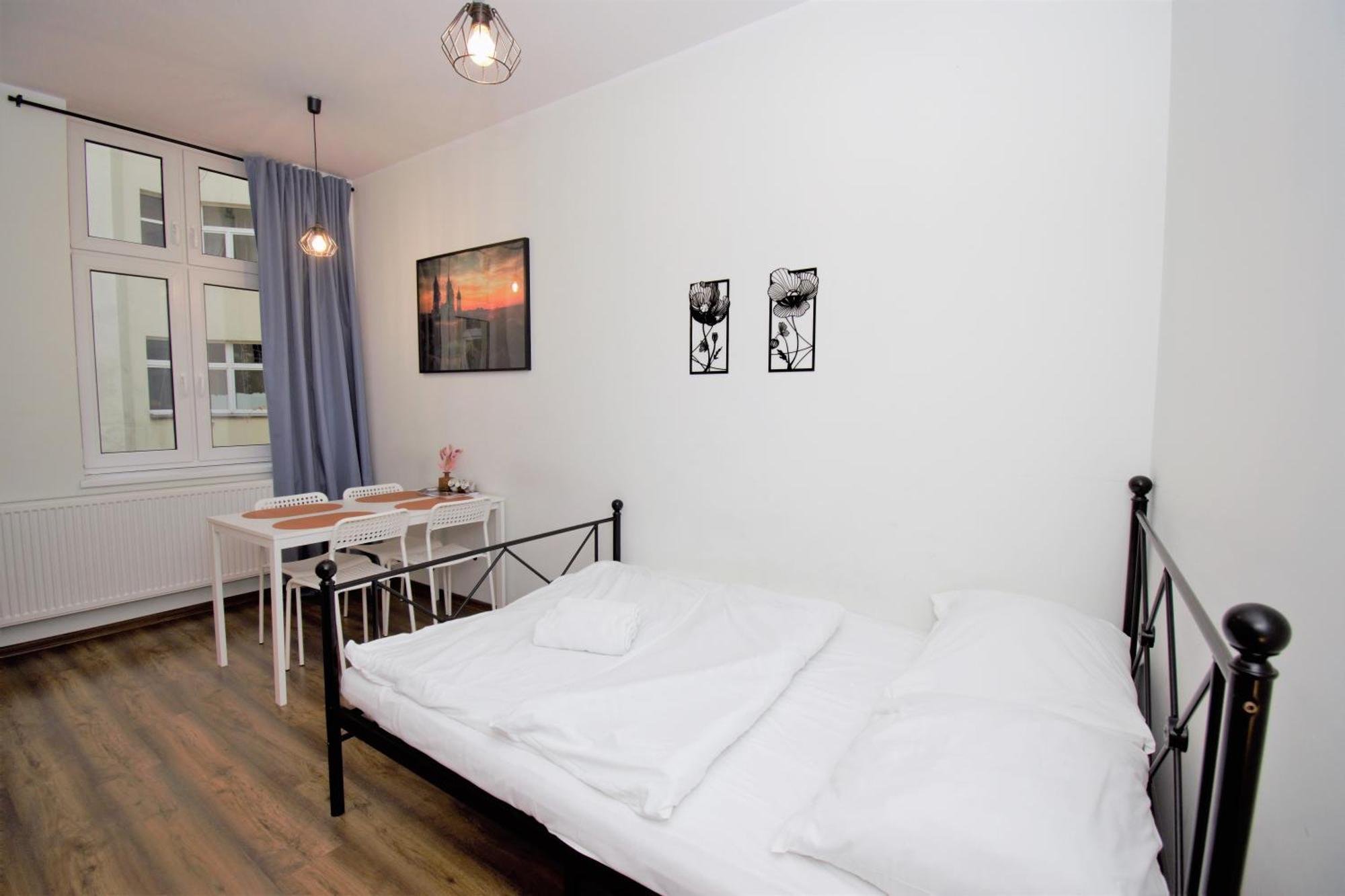 Roomspoznan Pl - Apartamenty I Pokoje Polwiejska 20 - 24H Self Check-In מראה חיצוני תמונה